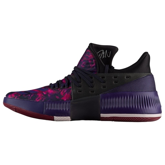 damian lillard shoes pink